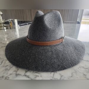 Gray Panama Hat with Leather Band NWT